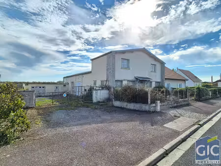 en exclusivité - maison atypique de 117m2 à giberville - avec local professionnel