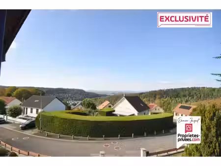 maison individuelle comtoise 132 m² - 4 chambres -terrain de 1 400 m² - vue panoramique - 