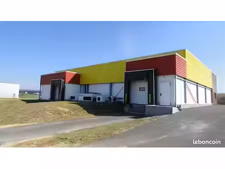 local d'activite 580 m² saint-laurent-blangy