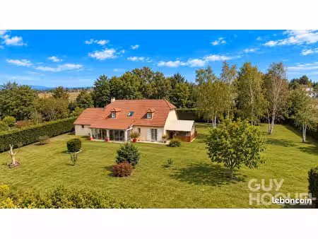 maison 6 pièces 157 m²