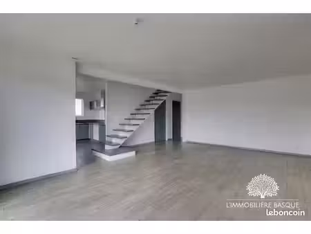 maison 4 pièces 97 m²