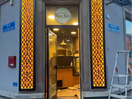 restaurant kebab pizza