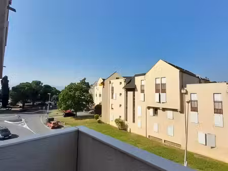 charmant appartement t3 de 72 m² avec deux balcons et un garage