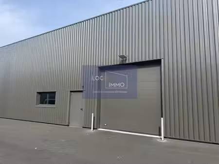 location local d’activités montussan 33450 212m²