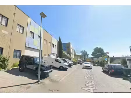 location local d’activités 761m²