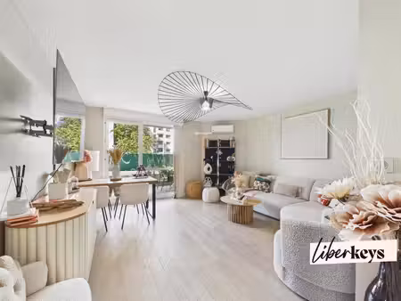 beau t4 climatisé en rez de jardin avec terrasse