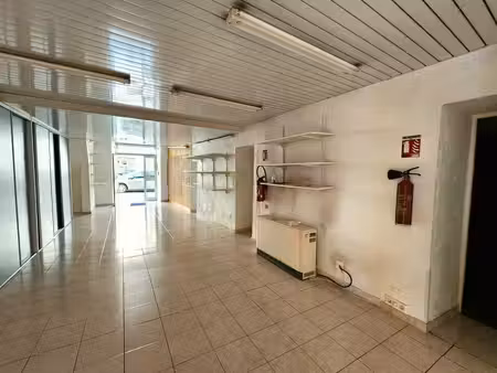 location commerce le muy 83490 96m²