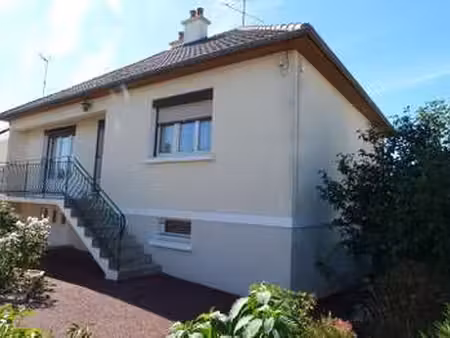 vente maison à cossé-le-vivien (53230) : à vendre / 82m² cossé-le-vivien