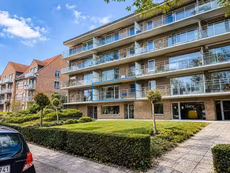 opgefrist 2-slpkmrappartement met nieuwe keuken  zonneter...