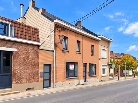 pàc - maison 2 ch. avec terrasse  jardin et garage à louer