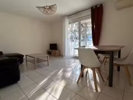 appartement 3 pièces 65 m²