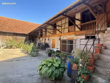 maison 9 pièces 207 m²