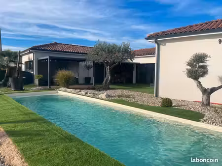 très belle maison à vendre secteur l'honor de cos