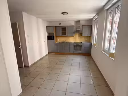 location appartement 2 pièces à avesnes sur helpe