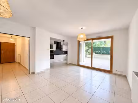 appartement 4 pièces 95 m²