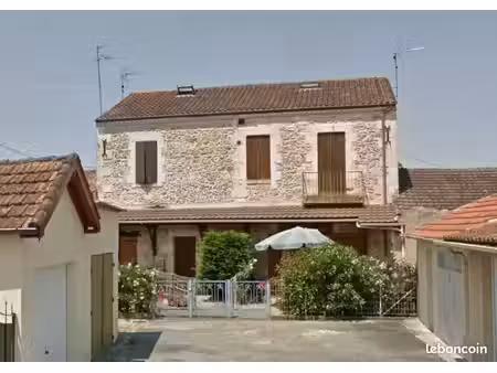 immeuble de rapport 190m2 4 appts 19000 de loyer bergerac centre