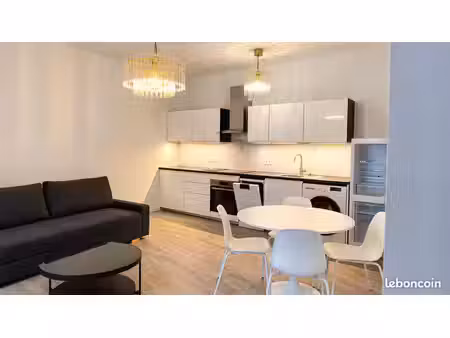 location meublée 40m2 centre ville pertuis