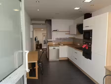 maison de ville avec cœur rue st jacques 100m2
