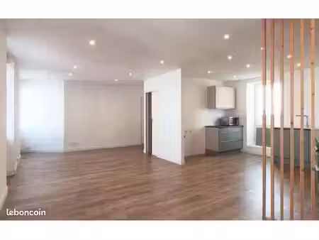 t3 entièrement rénové   quartier le roy d’espagne