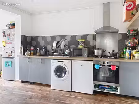 location appartement 106m2   terrasse vu dégagé métro 11