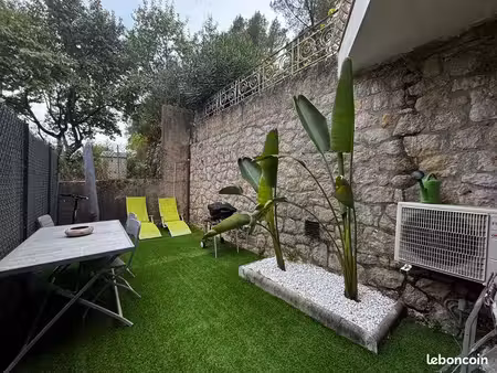 studio climatisé - jardin - parking