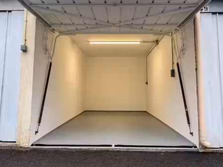 box 13 m² avec électricité – résidence sécurisée – saint-michel-sur-orge