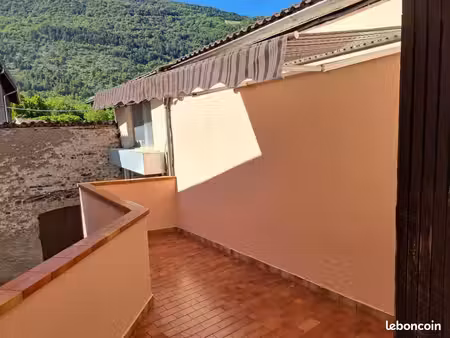 appartement 4 pièces 93 m²