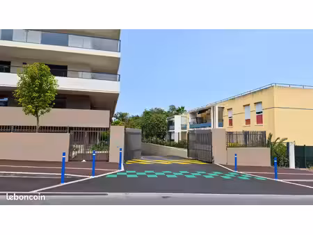 place de parking sous-sol sécurisée – villeneuve-loubet – résidence sole mare – 90 /mois