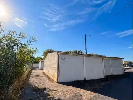 boxe fermé garage