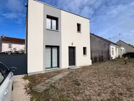 très agréable maison neuve