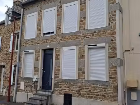 à louer maison de ville centre de torigni s/vire