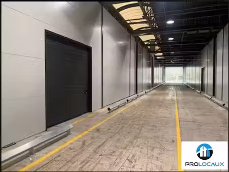 location local d’activités montataire 60160 365m² à 480m²