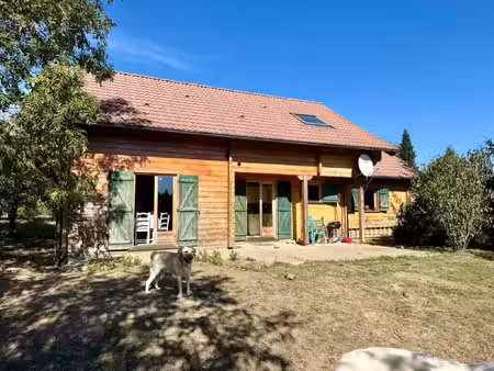 vente chalet à rénover  sur terrain de 10 46 ares athesans