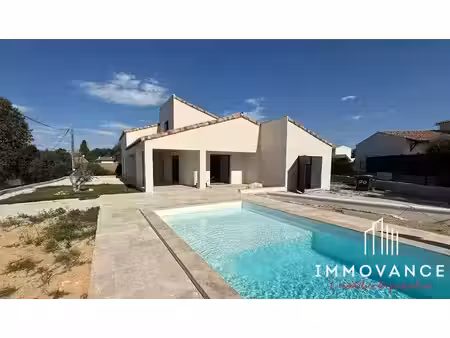 location villa 5 pièces 140 m² à saint-hilaire-de-beauvoir (34160)  1 715 €
