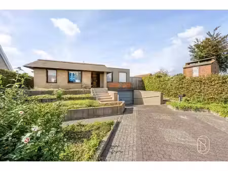 vastgoedmakelaar sinds 2009