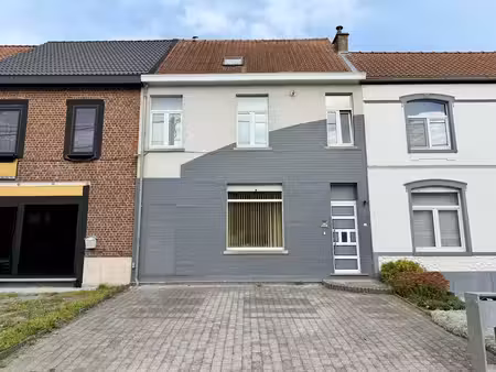 ruime woning met 4 slaapkamers en tuin!