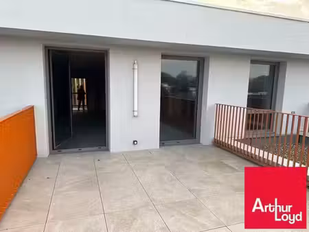 vente bureau 70m2 biarritz 64200 - 329098 € - surface privée