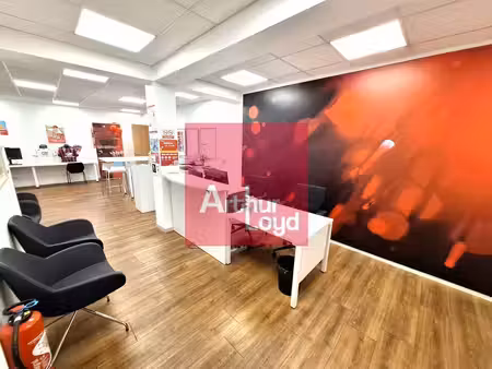 location bureaux clermont ferrand 63000 677m²