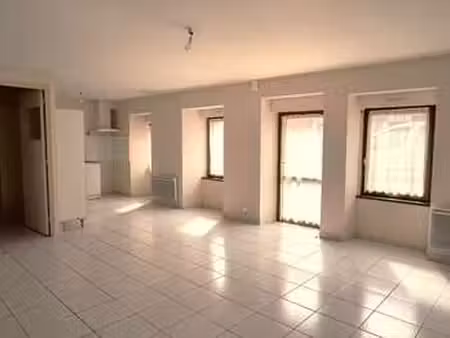 location appartement 2 pièces à péaule (56130) : à louer 2 pièces / 51m² péaule