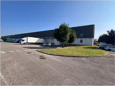 location local d'activités venissieux 9 925 m²