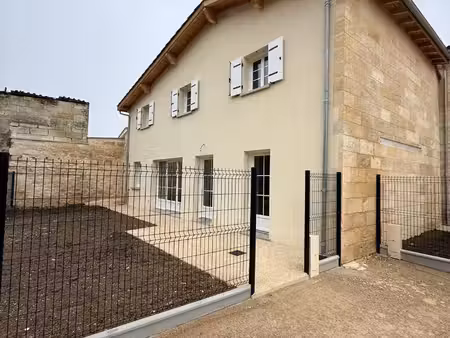 maison 4 pièces 98 m² à louer lussac 33570 ? | era immobilier