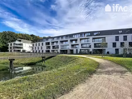 ruim nieuwbouwappartement met garagebox op de panquin-site