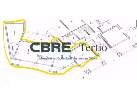 location commerce tours 113 m²