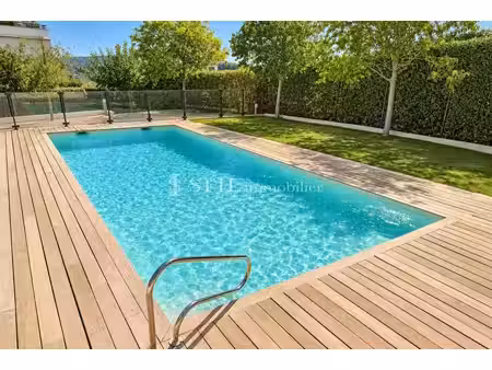 vente appartement 3 pièces 59m2 sainte-maxime 83120 - 341000 € - surface privée