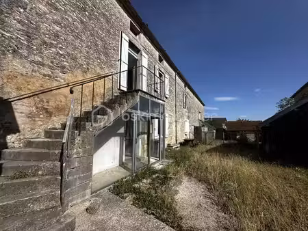 maison de 150 m² à coulmier-le-sec