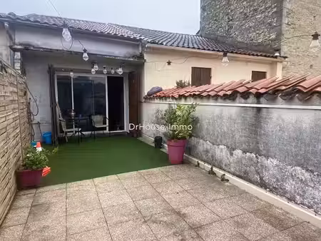 vente immeuble 8 pièces 526 m² à lesparre-médoc (33340)  249 000 €