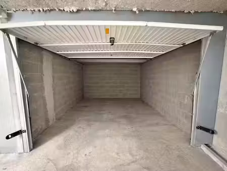 vente parking 17 m² à nice (06000)  37 500 €