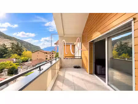 achat appartement 2 pièces 43m² la buisse 38500