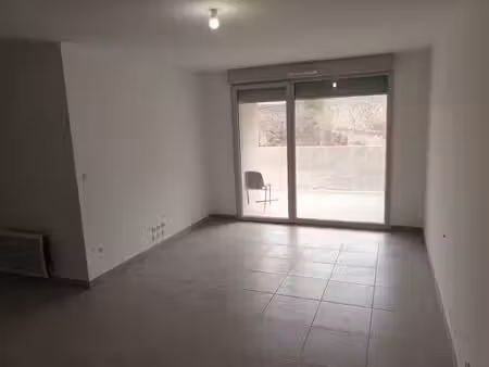 location appartement 3 pièces 66m² agde 34300