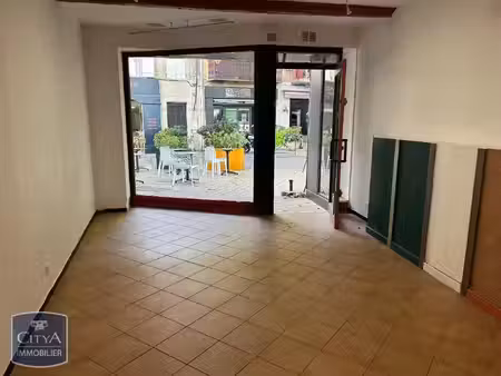 local commercial à louer - orange (84) - 580€
